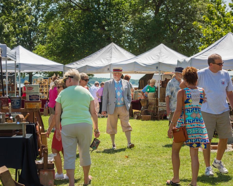 Art on The Green in Battery Park New Castle Delaware New Castle